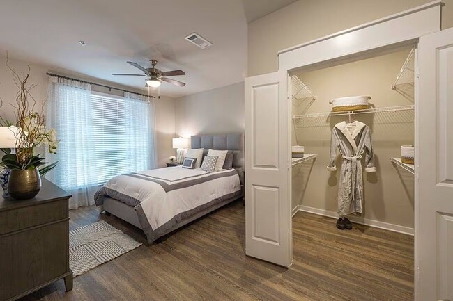 Building Photo - Modern Spaces + Lease Today & Save