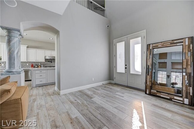 Building Photo - 9738 Bear Trap Ct