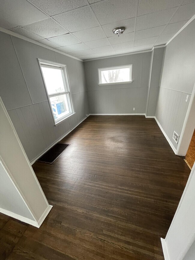 Building Photo - 179 Santee St