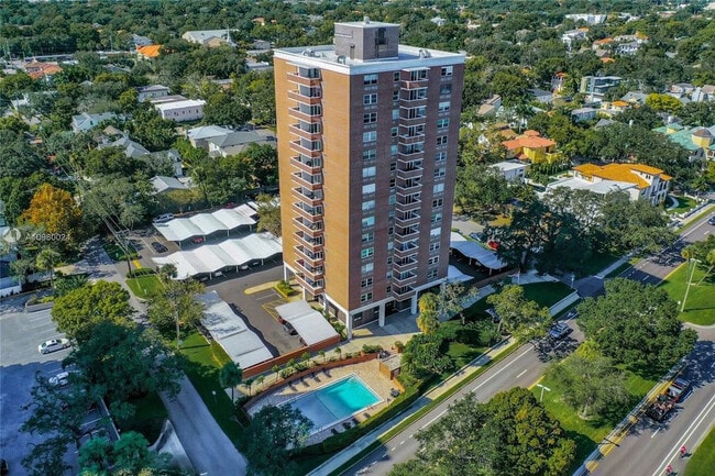 Building Photo - 4015 Bayshore Blvd