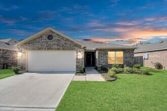 Building Photo - 20730 Southern Wds Blvd