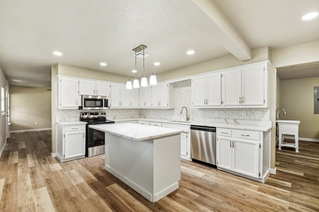 Foto del edificio - 243 Orchard St