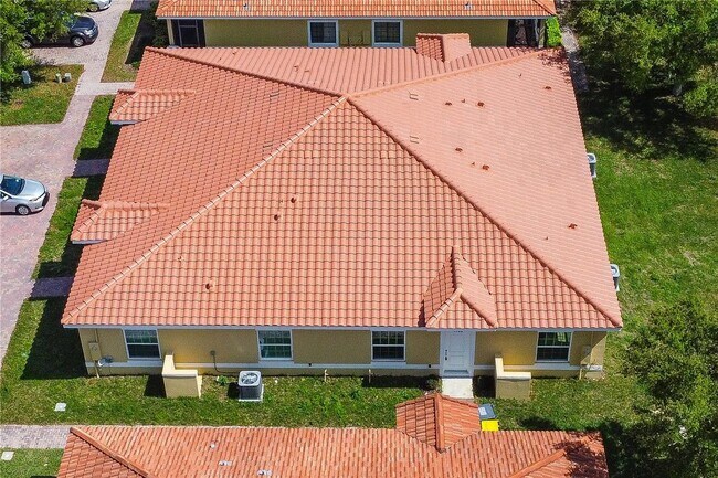 Foto del edificio - 1765 Coriander Dr