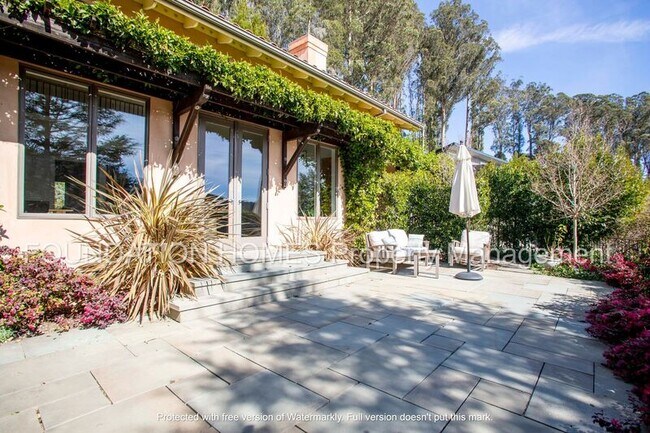 Foto del edificio - 528 Montford Ave