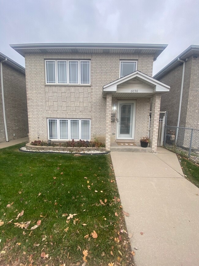 Building Photo - 6038 W 63rd St