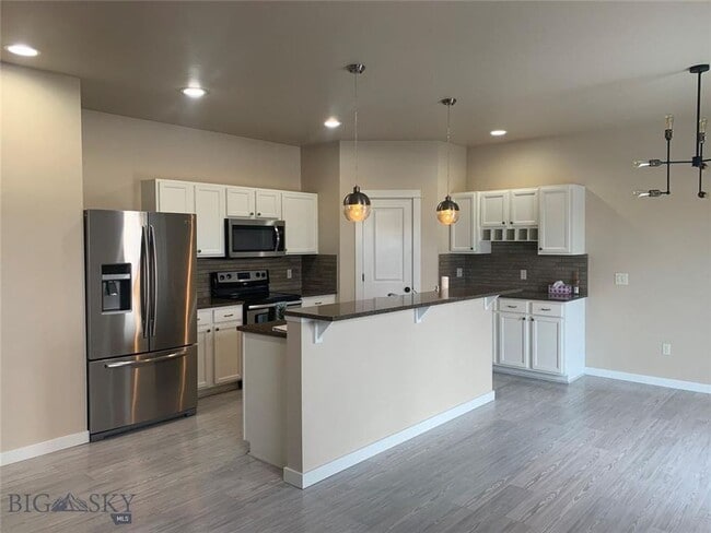 Building Photo - 796 Quail Run Road Unit C