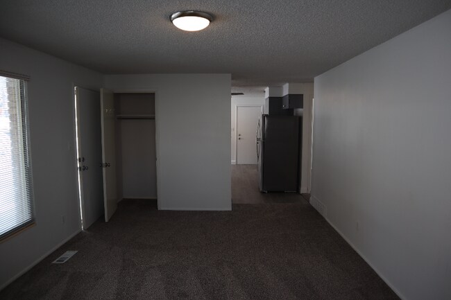 Building Photo - 2551 N 1225 E