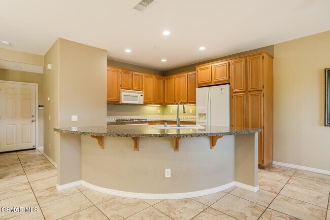 Building Photo - 3327 Shadetree Way