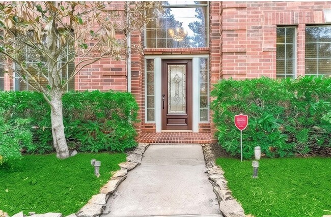 Foto del edificio - 15119 Shady Gate Ct