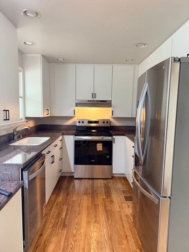 Foto del edificio - 200 Oregon Terrace