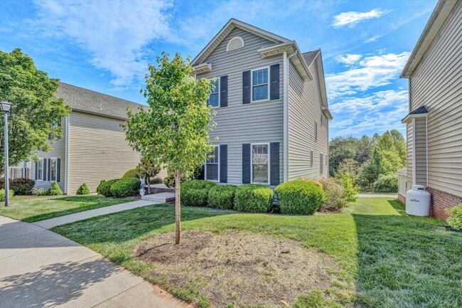 Building Photo - 1145 Cranberry Ct
