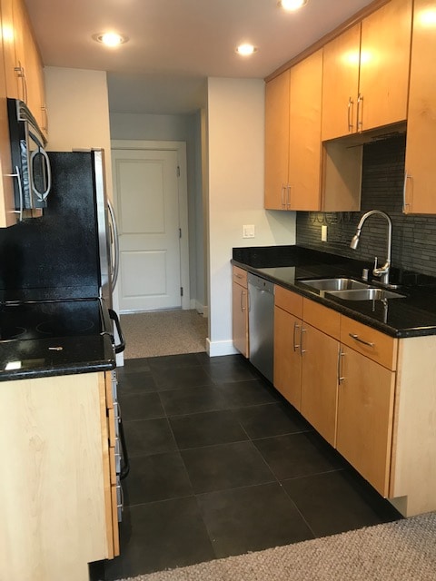 Foto del edificio - 836 W Pennsylvania Ave