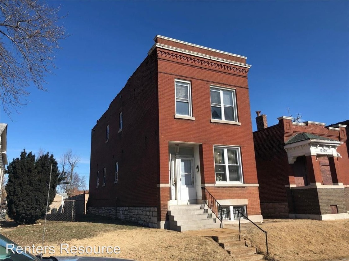 Primary Photo - 3441 Winnebago St