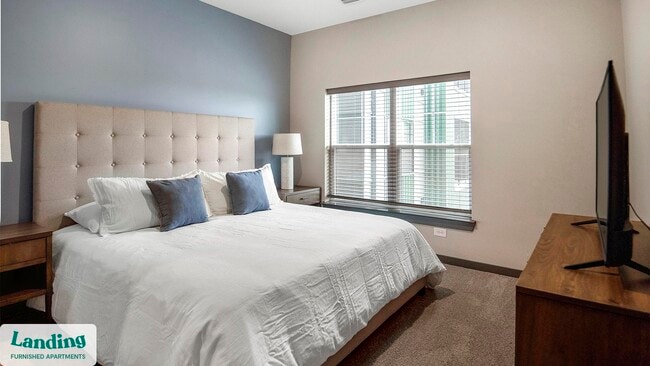 Building Photo - 645 N Front St