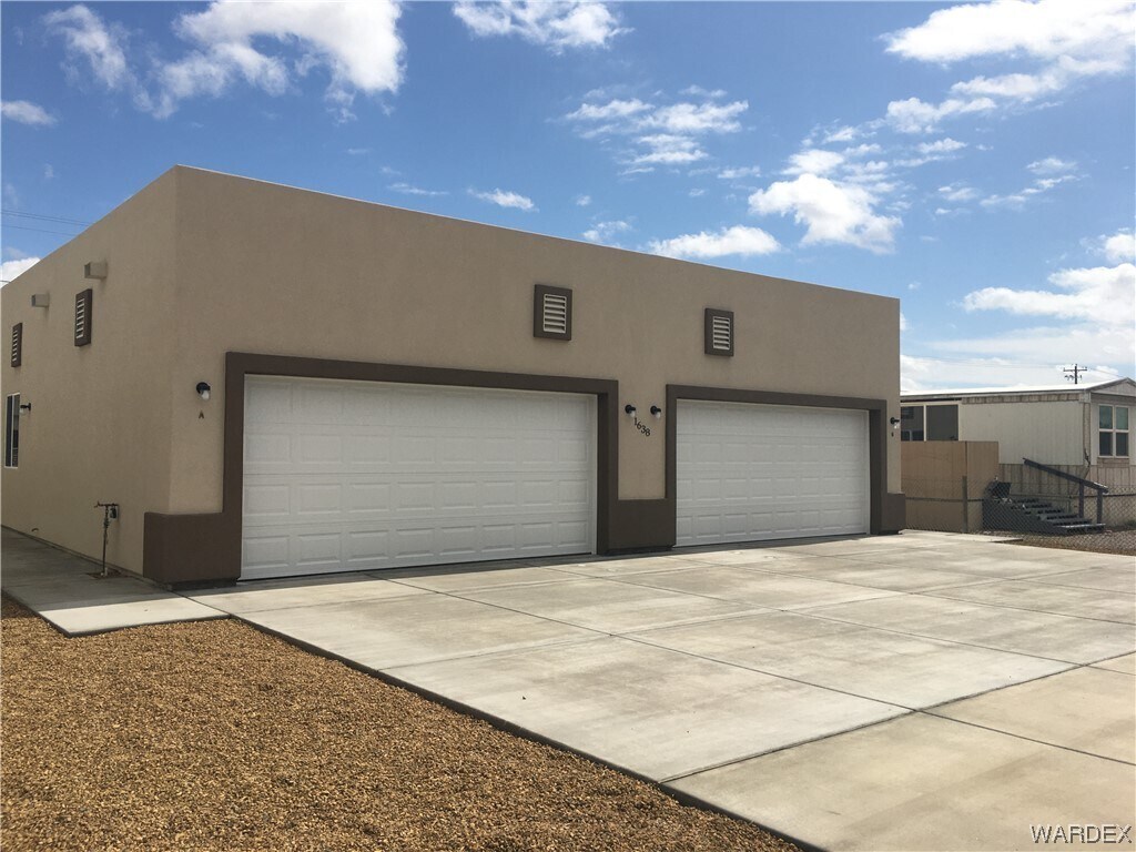 Foto principal - 1638 Shamrock Rd