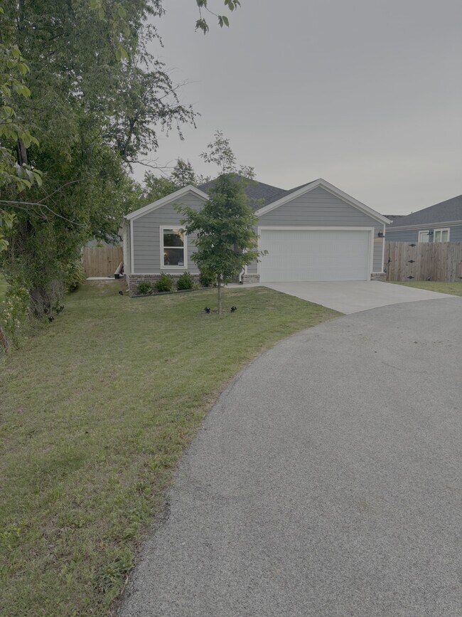 Foto del edificio - 5992 W Holdcroft Dr