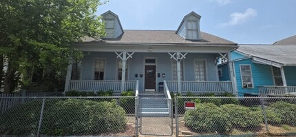 Building Photo - 2213 Avenue K