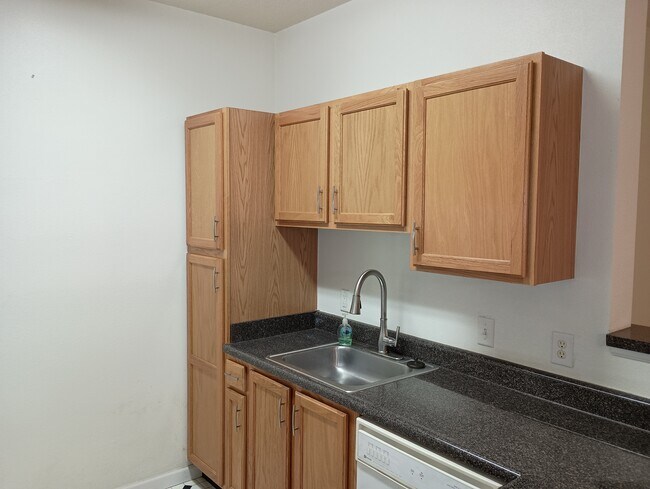 Building Photo - 4802 51st St W