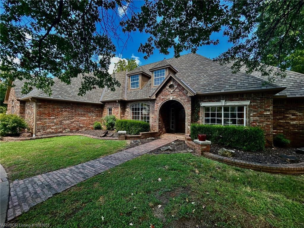 Primary Photo - 1801 Oak Forest Dr