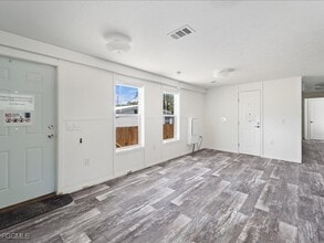 Building Photo - 1038 Canopy Ln SW