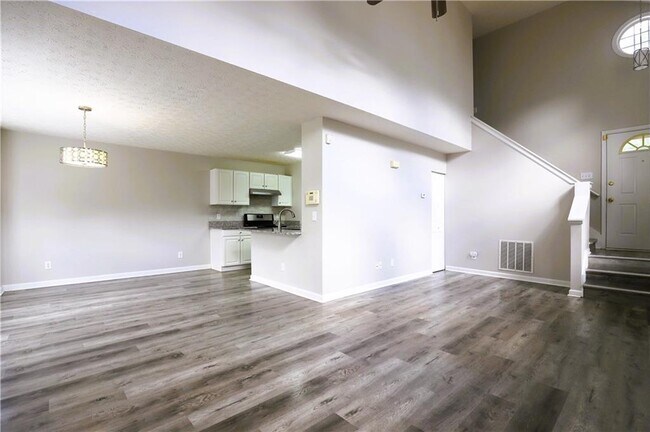 Building Photo - 13297 Aventide Ln