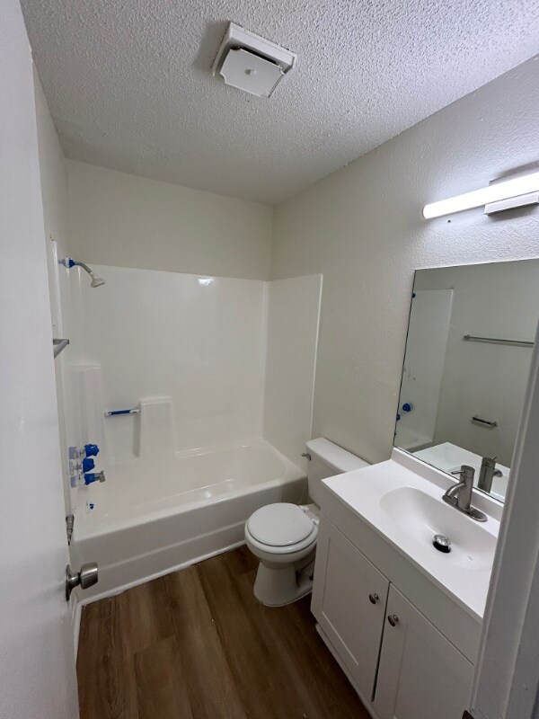 Building Photo - 3301 S 113th Ave W