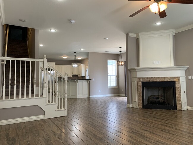 Photo - 4156 W Bradstreet Ln Apartment