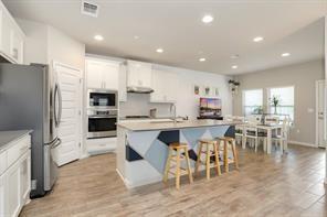 Foto del edificio - 8800 Sikes Way