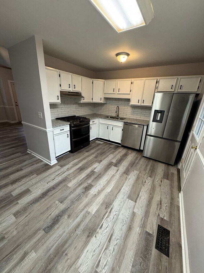 Foto del edificio - 3 bed & 2 bath in Saks! $200 off first months rent!