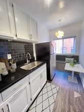 Building Photo - Villa Shatto Apartments