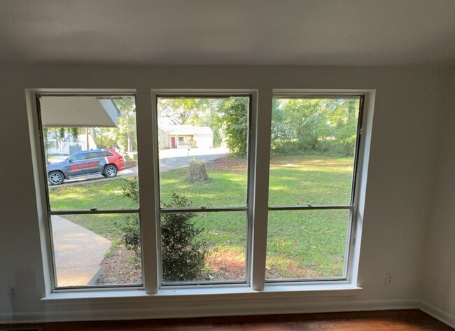 Foto del edificio - Pet Friendly! 3 bedroom in East Chattanoog...