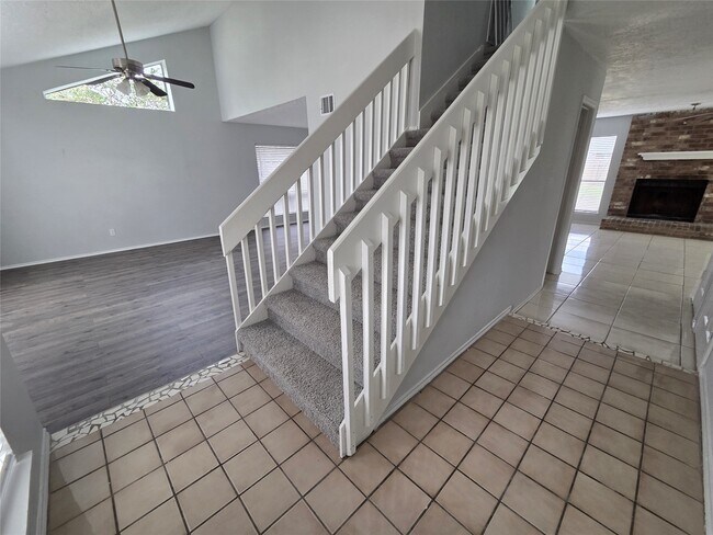 Foto del edificio - 1454 Plumwood Dr