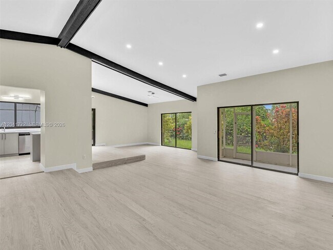 Foto del edificio - 8813 NW Paradise Ct