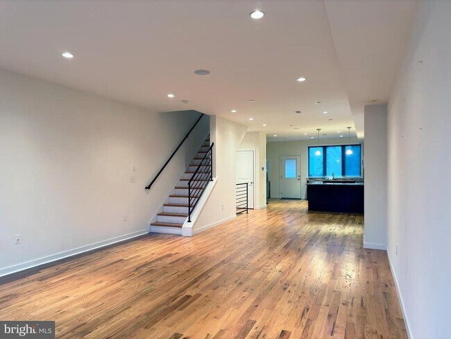 Foto del edificio - 428 Sloan St