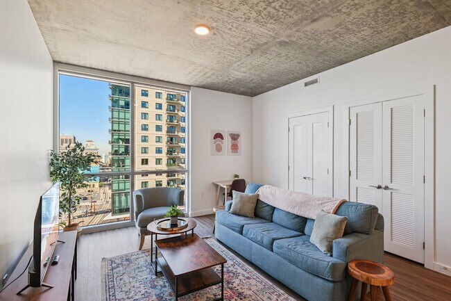 Foto del edificio - 222 E Jefferson St