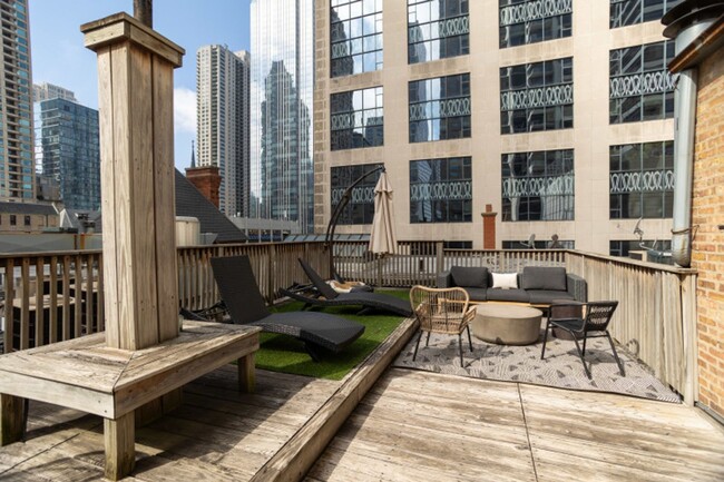 Building Photo - Luxury Gold Coast 1 Bed Apartment