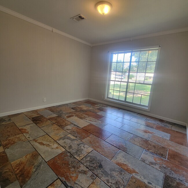 Foto del edificio - 38 Fair Oaks Cir