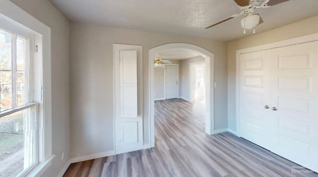 Foto del edificio - 1109 W Beech Ave