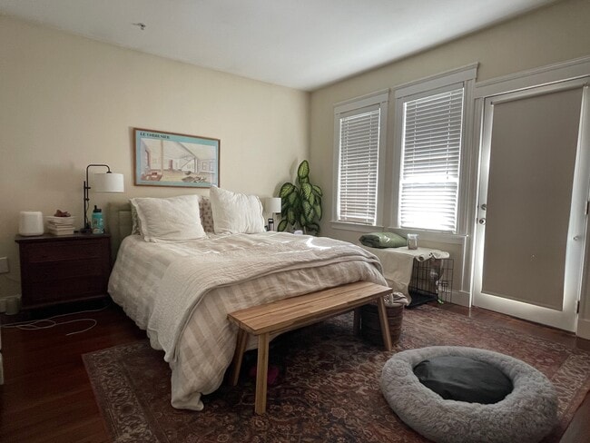 Building Photo - 6 Giles Park