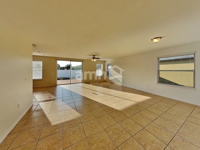 Building Photo - 5010 Windbourne Way