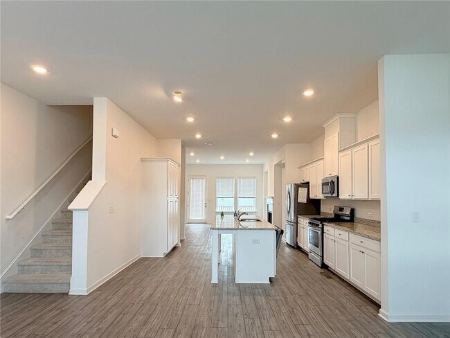 Foto del edificio - 711 Cordele Ln