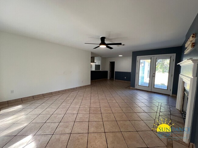 Foto del edificio - Gorgeous 3 Bedroom Home in Crestview!