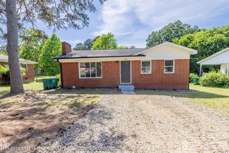 Building Photo - 409 Eastover Ave