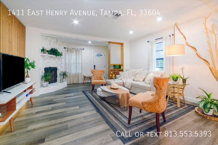 Foto principal - 1411 E Henry Ave