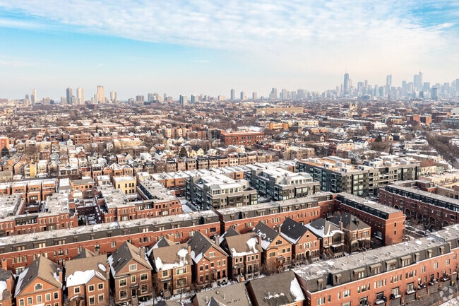 Aerial Photo - 2743 N Ashland Ave