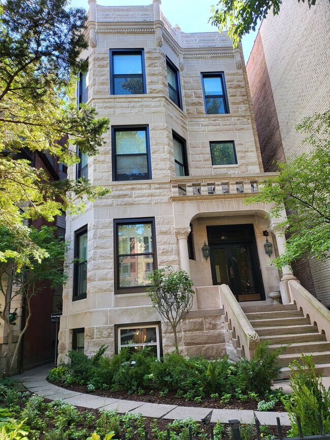 Foto del edificio - 511 W Barry Ave