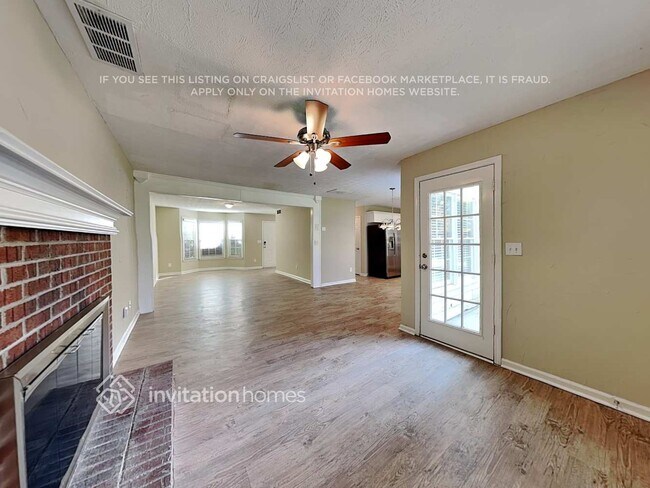 Foto del edificio - 3925 Riversong Dr NW