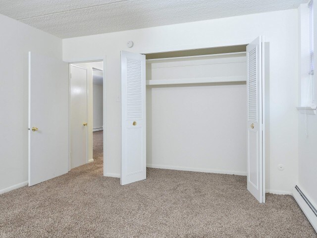 Habitación modelo - Black Hawk Apartments