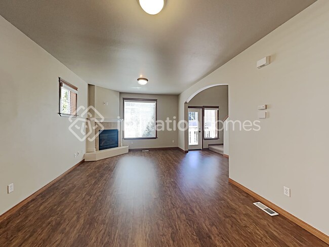 Building Photo - 10016 13th Dr SE