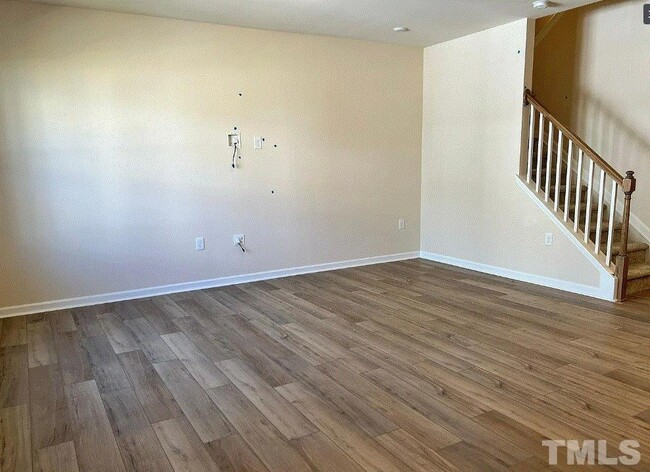 Building Photo - 5712 Kalamata Dr